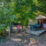 Zeltbungalow Standard 16m² (2 Zimmer) – ohne Sanitäranlagen + Terrasse